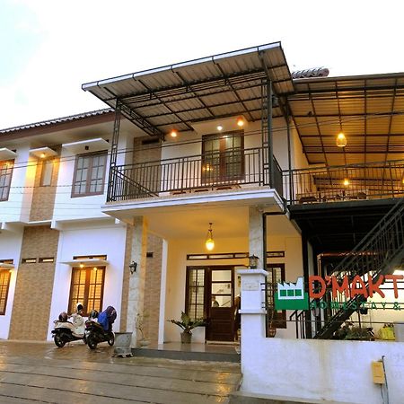 Oyo 350 D' Maktab Homestay Syariah Malang Esterno foto