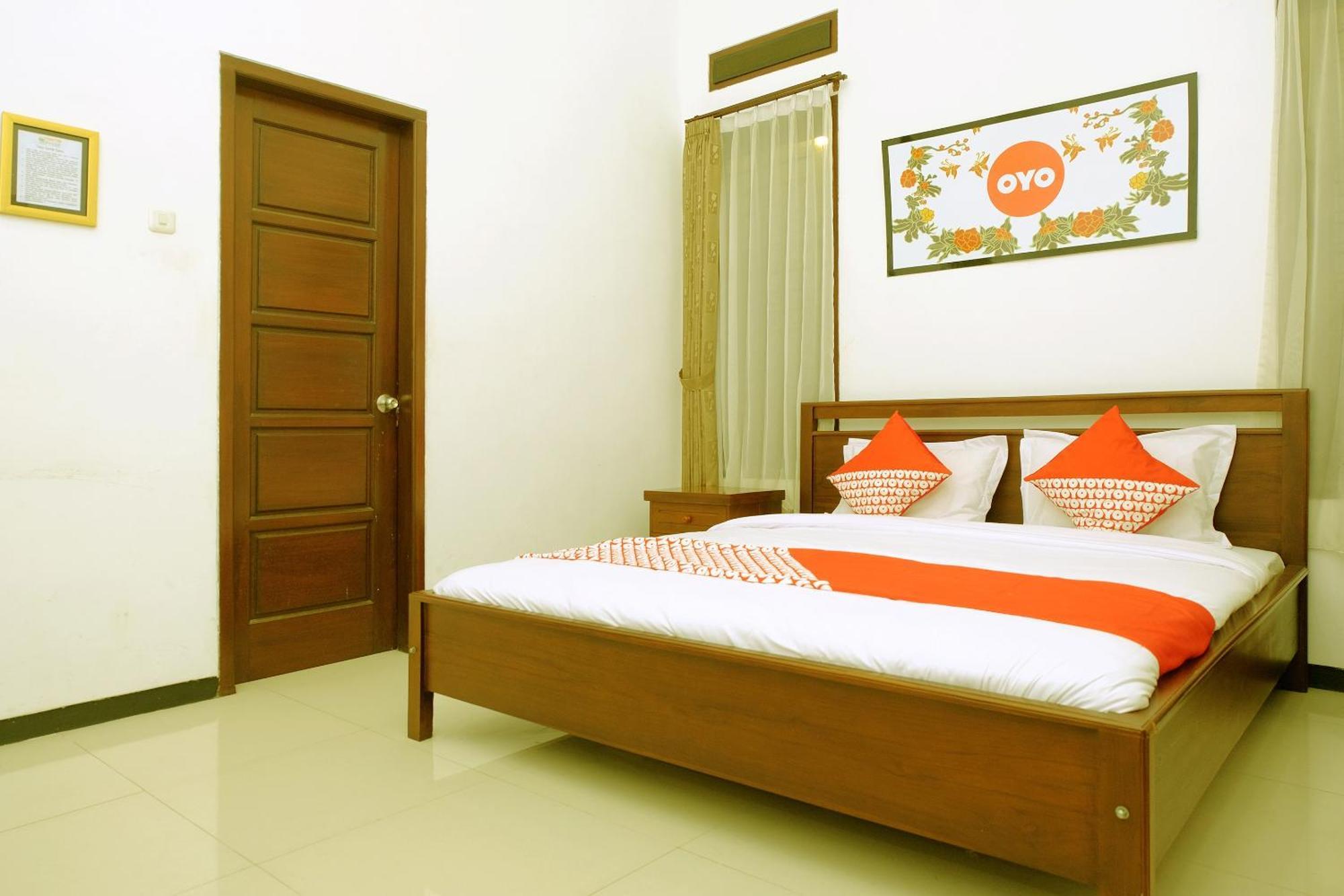 Oyo 350 D' Maktab Homestay Syariah Malang Esterno foto